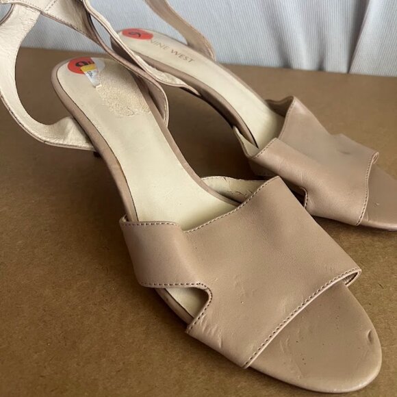 Nine West Nude Open Toe Kitten Heel Ankle Strap Sandal Heels Shoes Size 9.5M - Picture 1 of 13